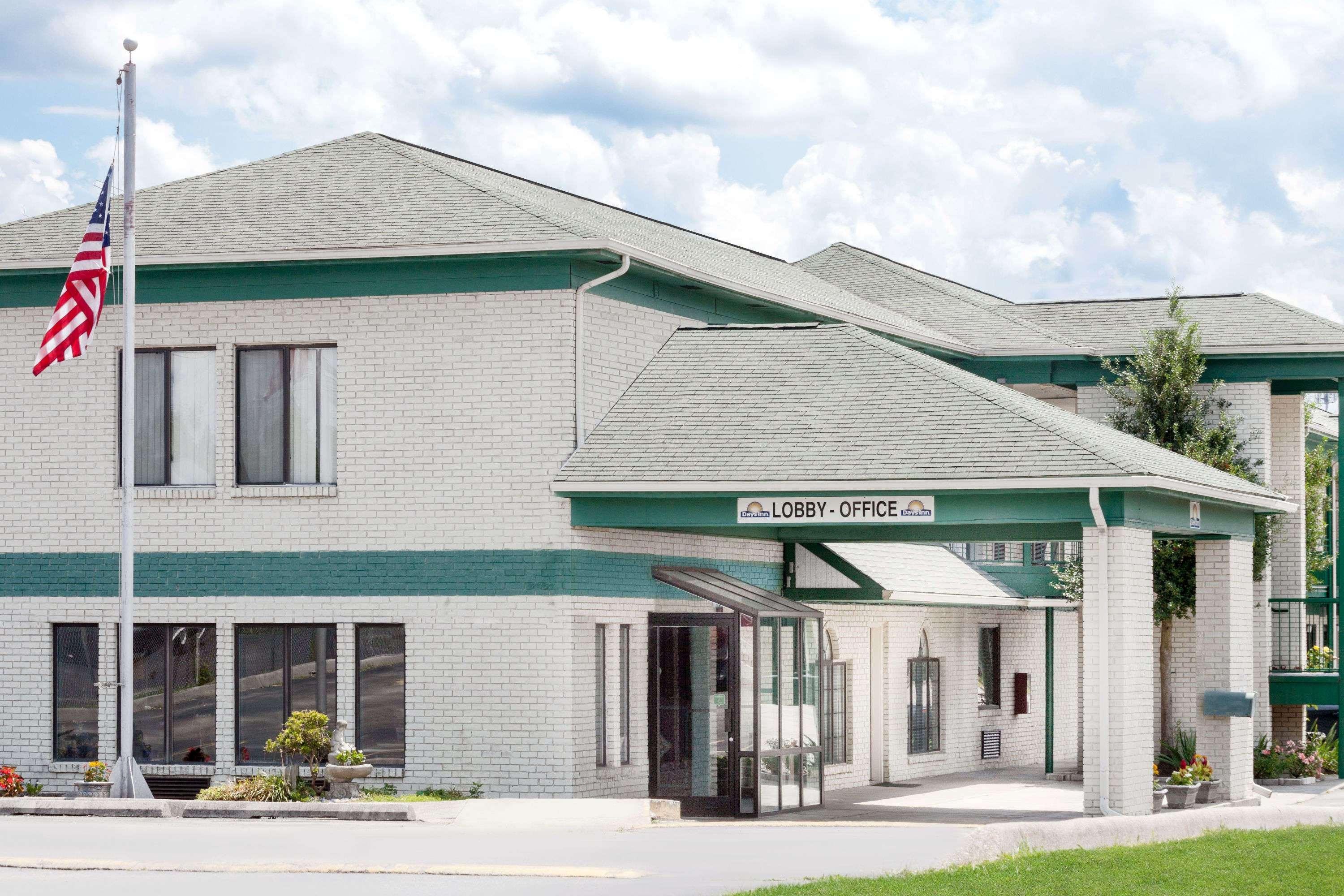 Days Inn By Wyndham Morristown Eksteriør billede